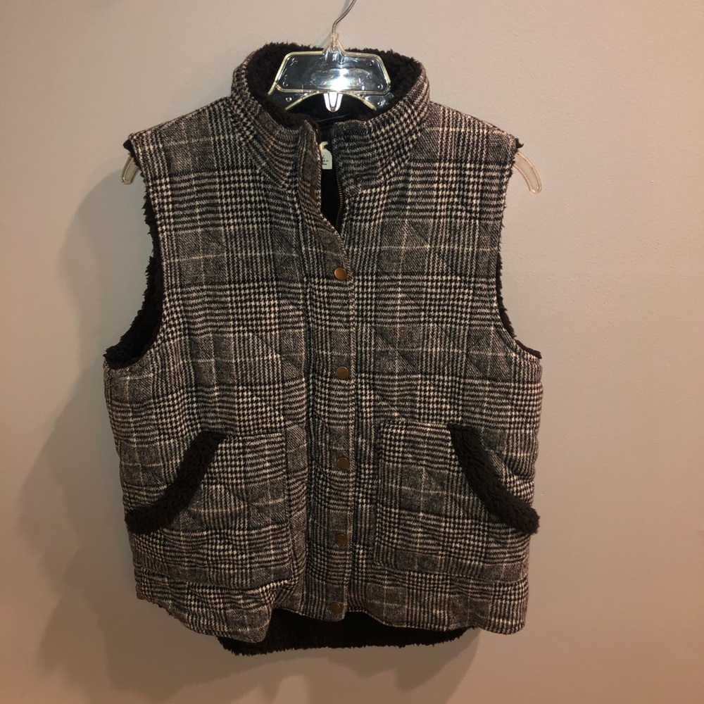 Sherpa lined plaid vest
